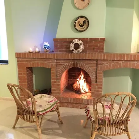 Lisandro Wine Caserta Aparthotel