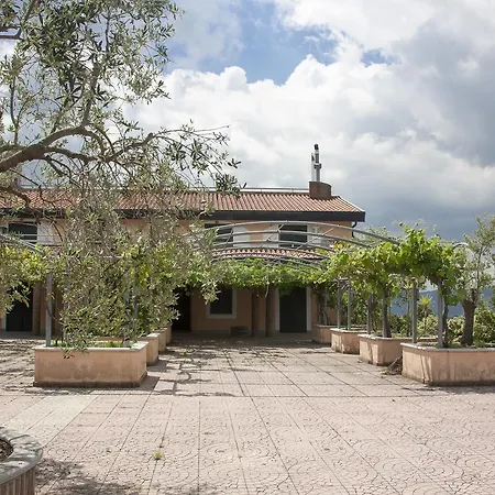 Aparthotel Lisandro Wine Caserta Castel Campagnano